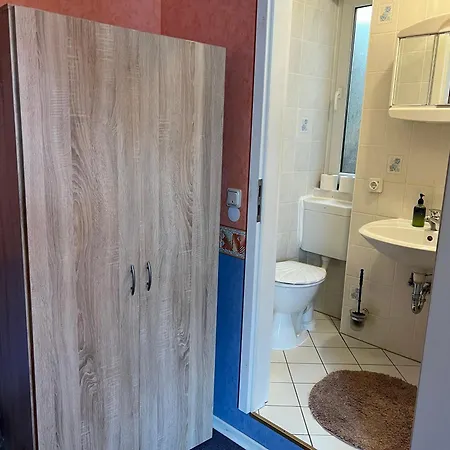 4 Apartment Dolgesheim