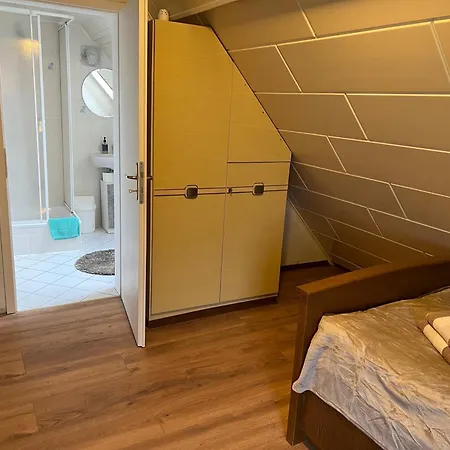 4 Apartment
