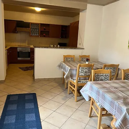 4 Apartment