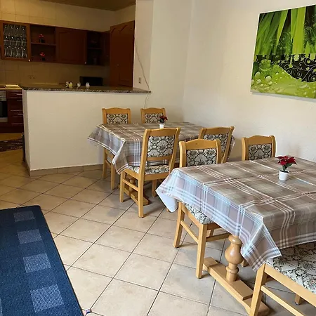 Apartment 4